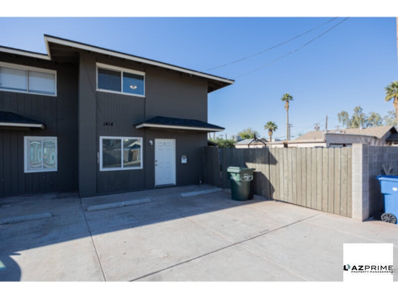 $1,725 OFF 1ST MONTH'S RENT WITH A 13-MONTH LEASE SIGNED MOVE-IN SPECIAL, WITH $80 MONTHLY WATER UTI - $1,725 OFF 1ST MONTH'S RENT WITH A 13-MONTH LEASE SIGNED MOVE-IN SPECIAL, WITH $80 MONTHLY WATER UTI