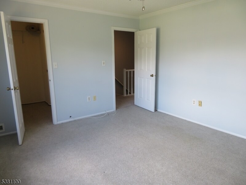 Foto principal - 107 Fisher Dr