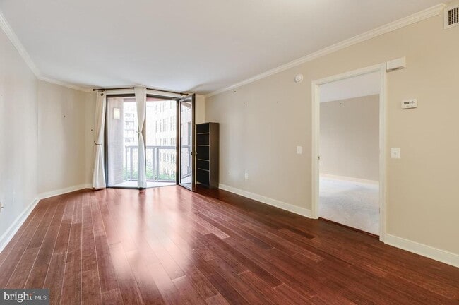 Foto del edificio - 616 E St NW