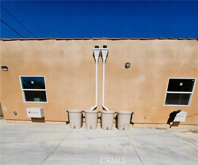 Building Photo - 6008 Kansas Ave
