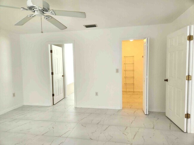 Foto del edificio - 14980 Coopers Hawk Way