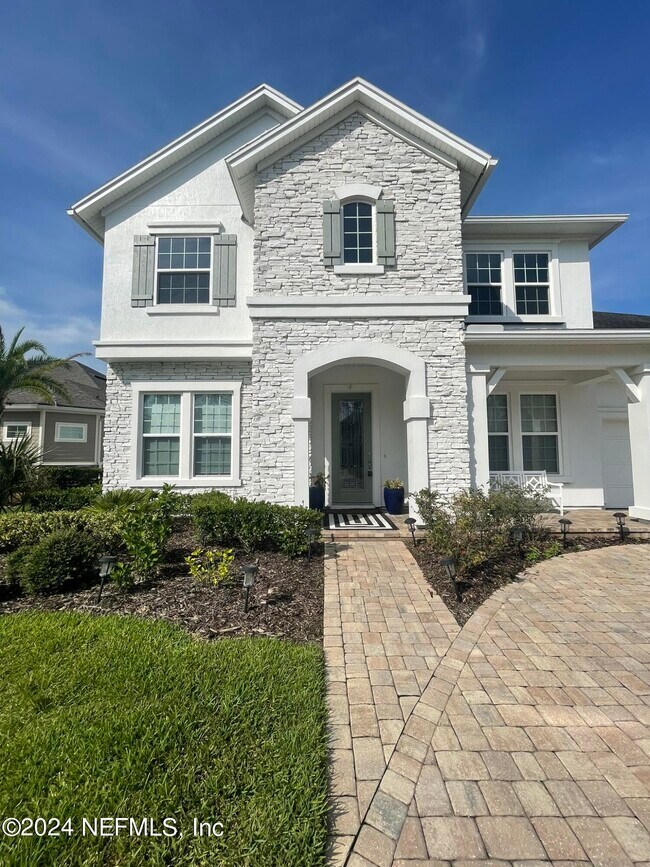 Building Photo - 496 Oxford Estates Way