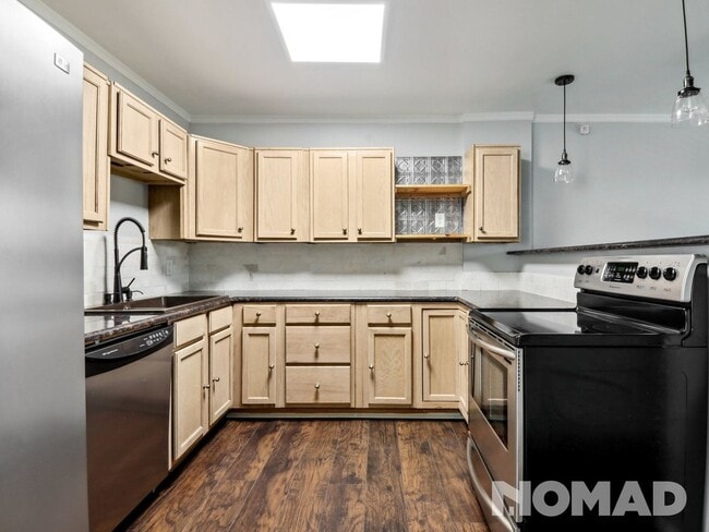 Building Photo - 2908 Country Pl Cir