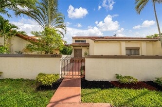 Building Photo - 6637 NW 181st Ln