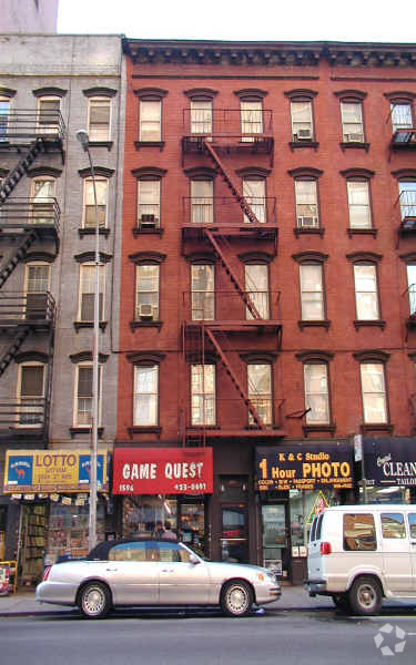 Primary Photo - 1596 Third Ave