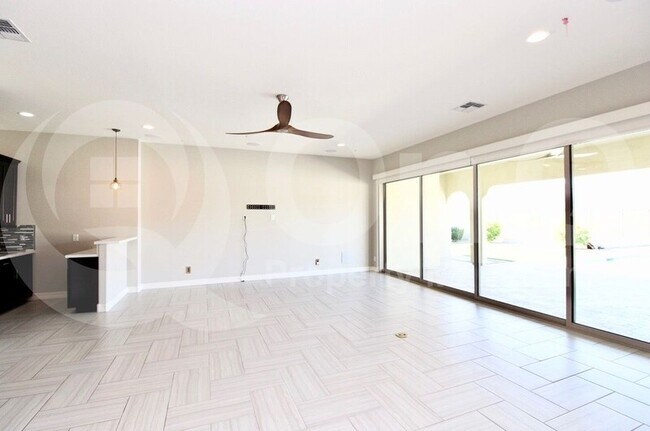 Building Photo - 8730 N Pierre Ct