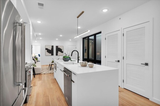 Photo - 1623 Christian St Apartment