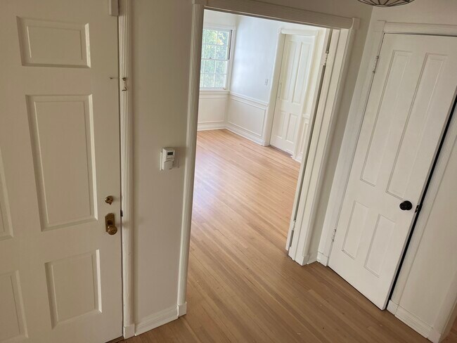 Pasillo de entrada - 10542 Garwood Pl