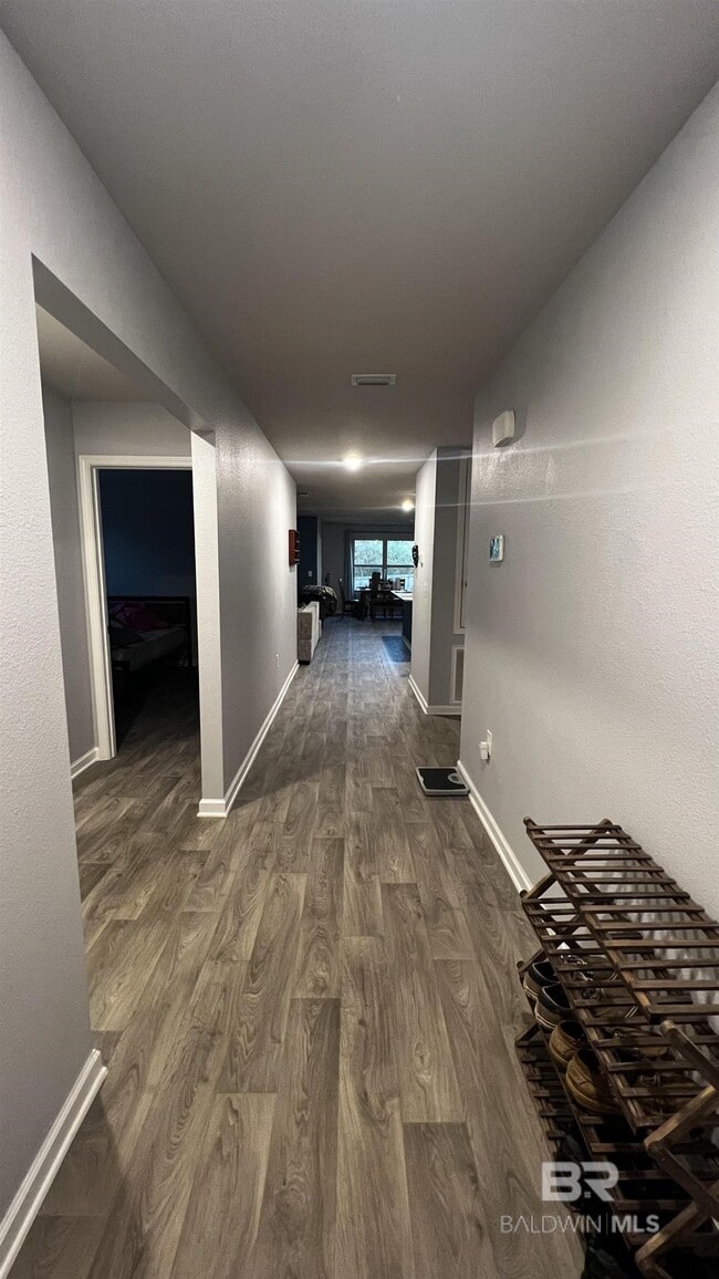 Building Photo - 10296 Brodick Lp