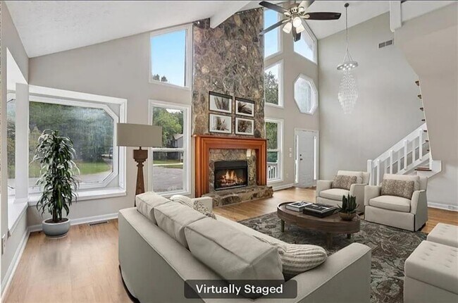 Foto del edificio - 270 St Simon's Cove