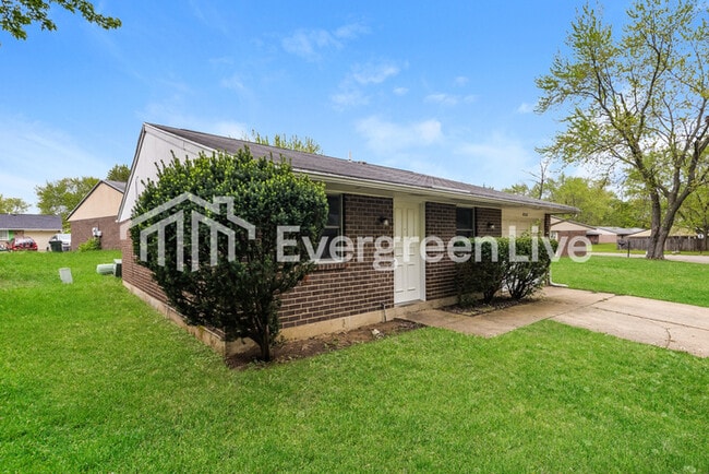 Building Photo - 8208 Mt Charles Dr