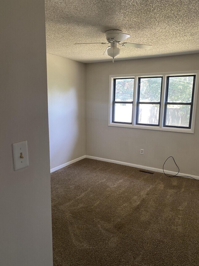 Building Photo - 6613 Montara Northway
