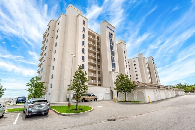 Building Photo - 1435 S Harbor City Blvd