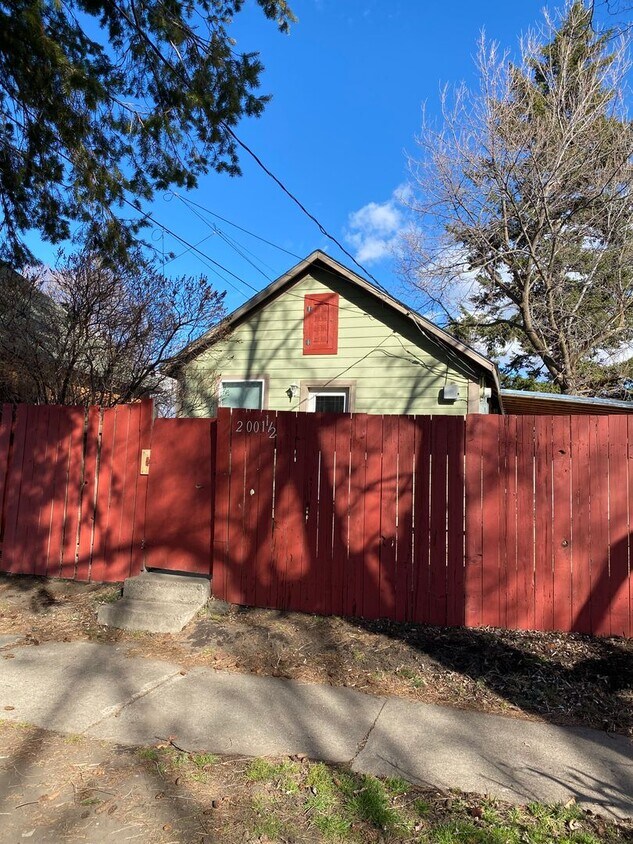 Foto principal - Small Two Bedroom House