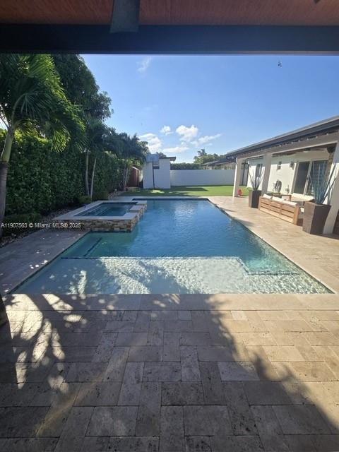 Foto del edificio - 20029 NW 57th Pl