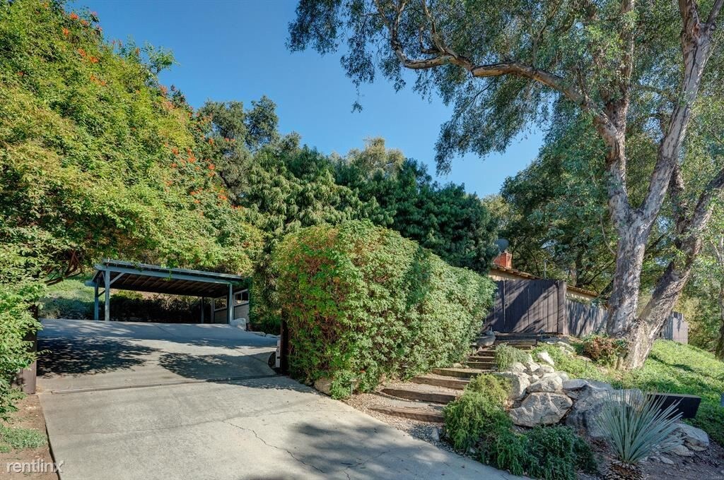 Primary Photo - 3 br, 2 bath House - 3624 Canyon Crest Rd