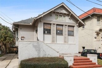 Building Photo - 1428 Broadway St