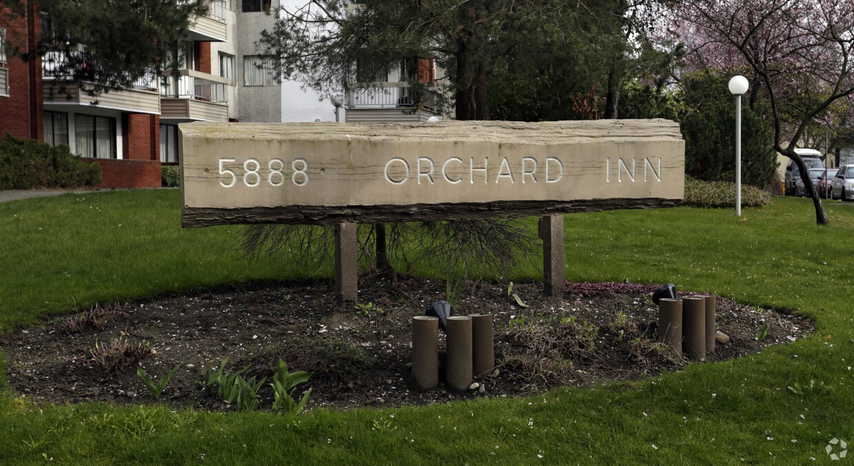 Primary Photo - Orchard Inn