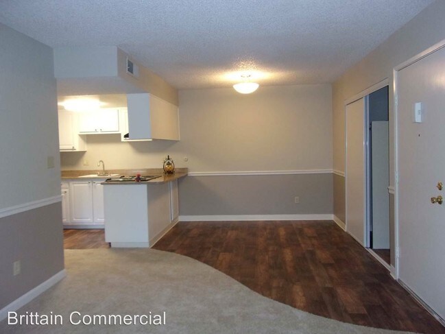 Building Photo - 4900 Stamas Ln