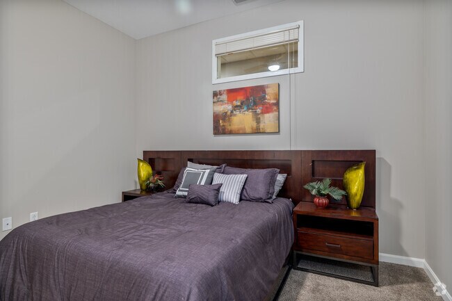 2 habitaciones, 2 baños - 1045-1565 pies cuadrados - Dormitorio principal - The Residences at 668