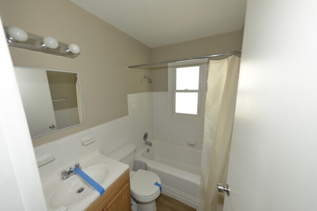 Foto del edificio - 1237 Kilgore Dr