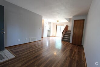 Building Photo - 2801 W Broadway