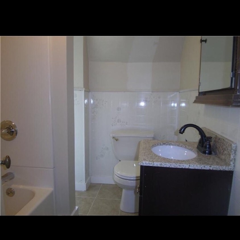 Foto del interior - 108 Champlin Ave