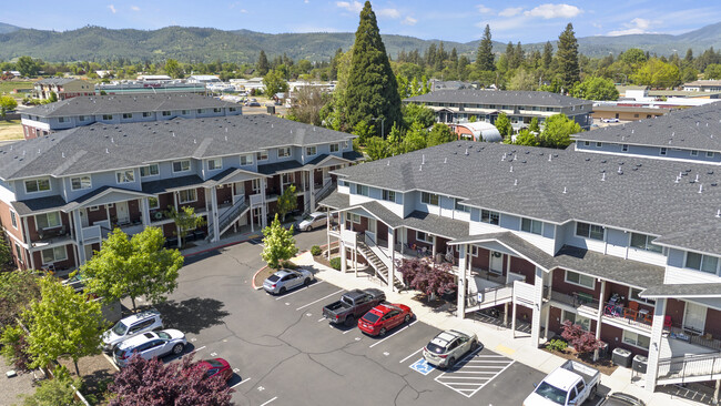 Building Photo - Orchard Glen Estates