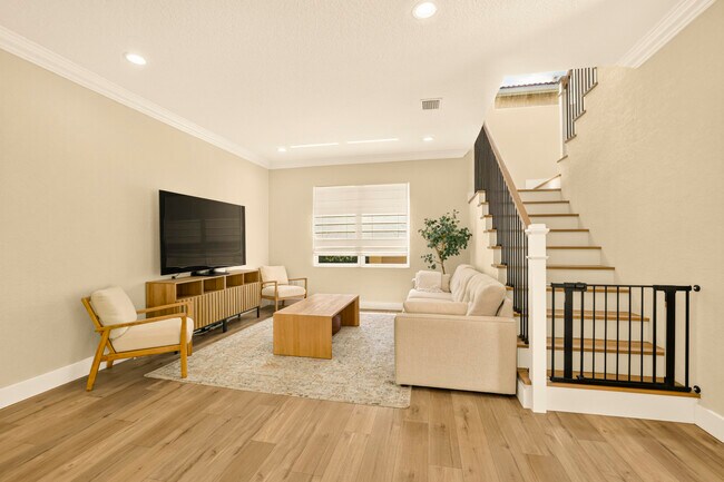 Foto del edificio - 7630 Topiary Ave