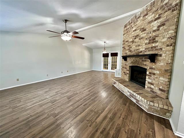 Foto del edificio - 4205 Greencrest Dr
