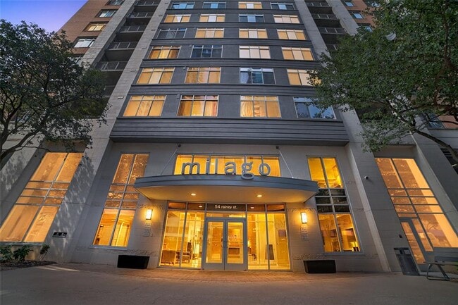 Building Photo - 54 Rainey St