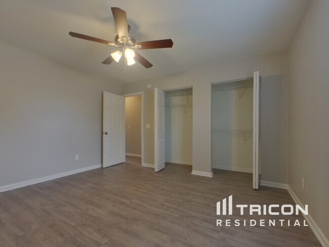Building Photo - 124 Denby Cir