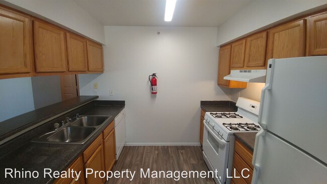 Building Photo - 1017 Alvarado Dr SE