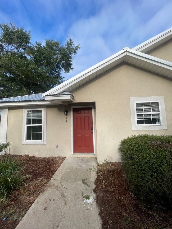 Building Photo - 117 Leeswood Cir