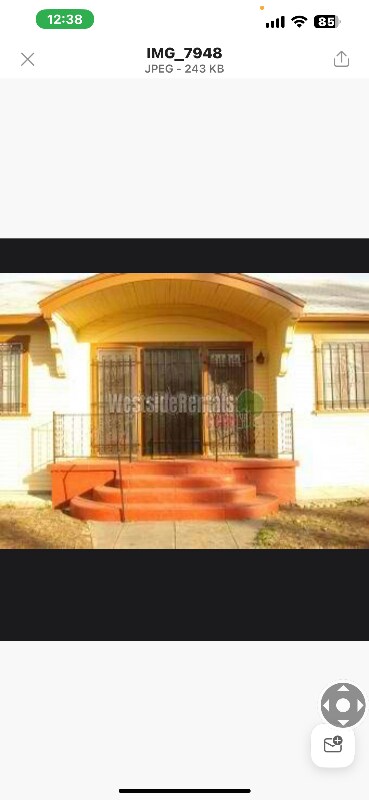 Foto del edificio - 1184 N Kenmore Ave