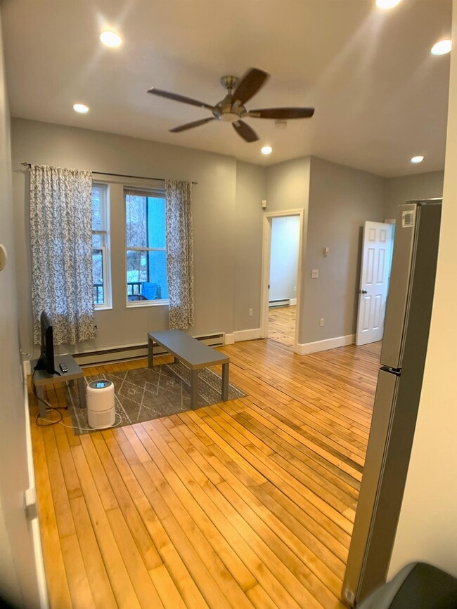 Photo - 2 Centre St Terrace Townhome