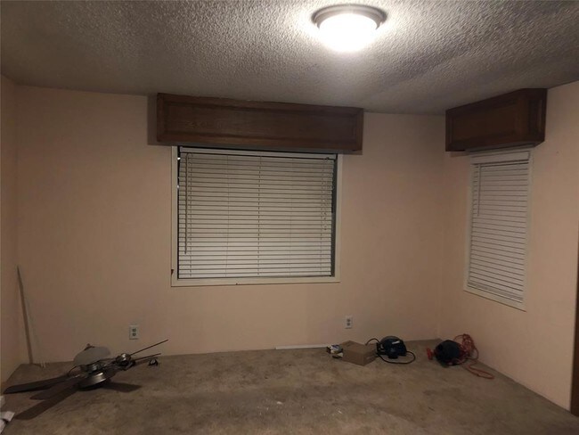 Foto del edificio - 622 Oak Valley Ln