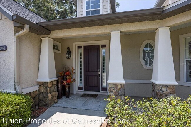 Building Photo - 4 br, 3 bath House - 12041 SW 1st Lane