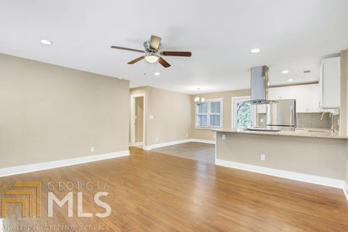 Building Photo - 1717 Hollyhock Terrace