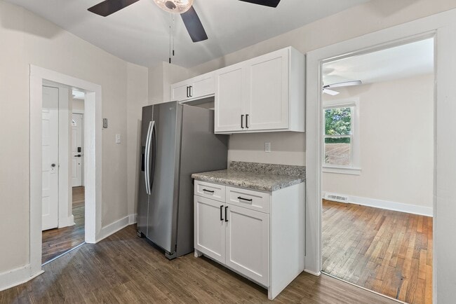 Building Photo - Updated 4-Bedroom Home in Blackstone!
