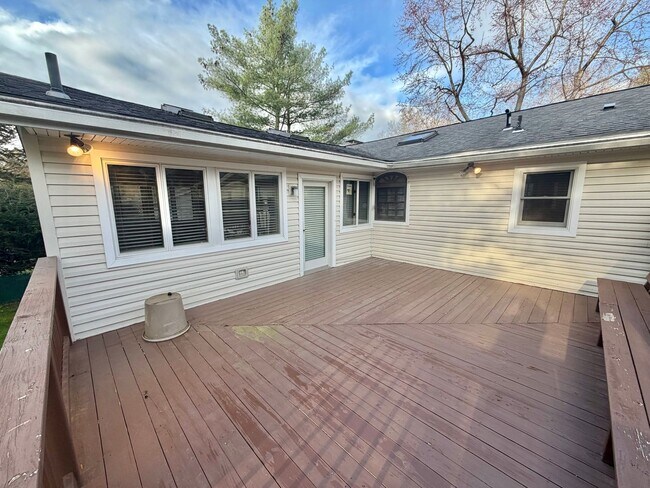 Foto del edificio - 29 Carriage Hill Ln