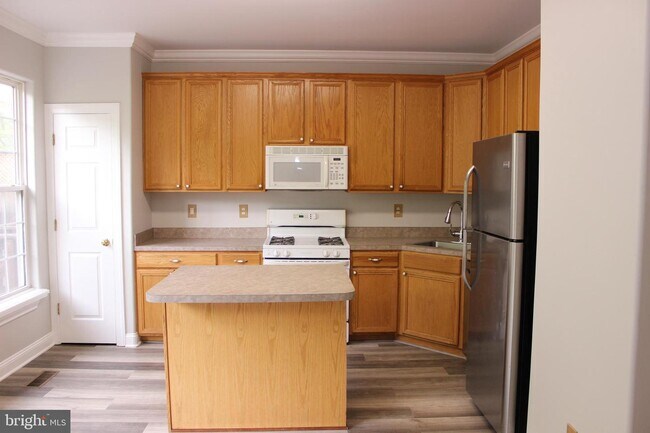Building Photo - 8711 Chorley Way