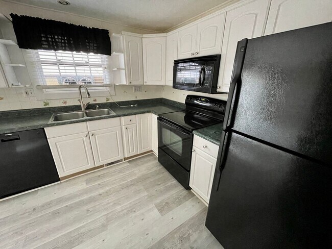 Foto del edificio - South Fayette - Spacious 3 Bedroom, 2.5 Bath Townhouse - Hunting Ridge Community