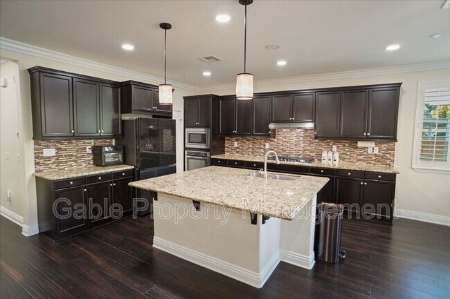 Building Photo - 28242 Houston Ct