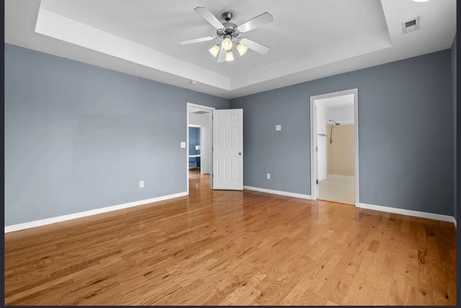 Building Photo - 100 Maximus Dr