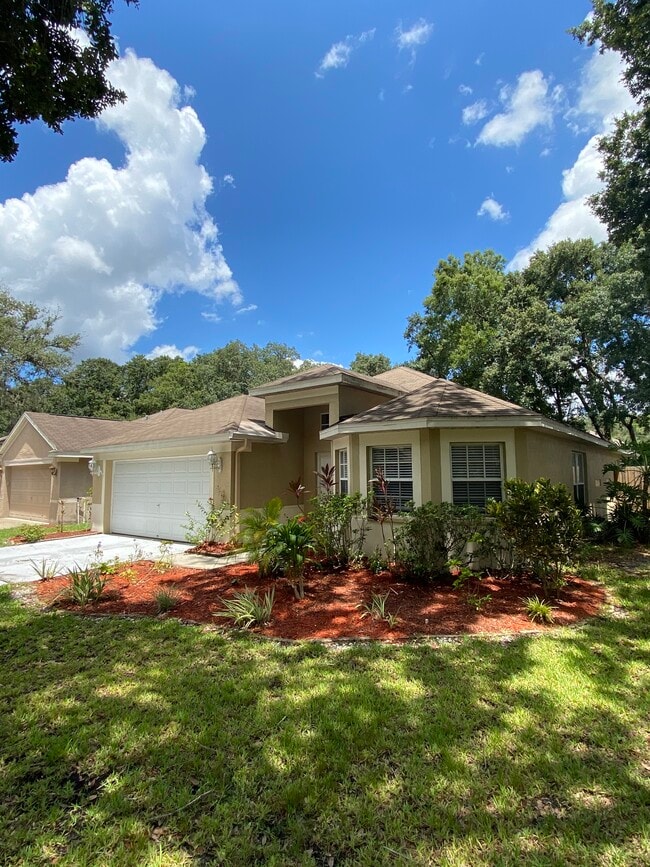 Building Photo - 4627 Dunnie Dr