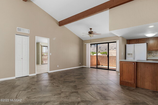 Foto del edificio - 5051 N Sabino Canyon Rd