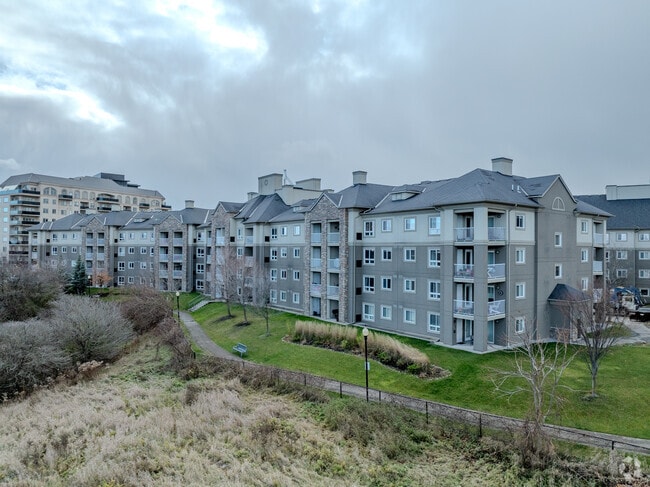 Dayspring Circle Condominiums