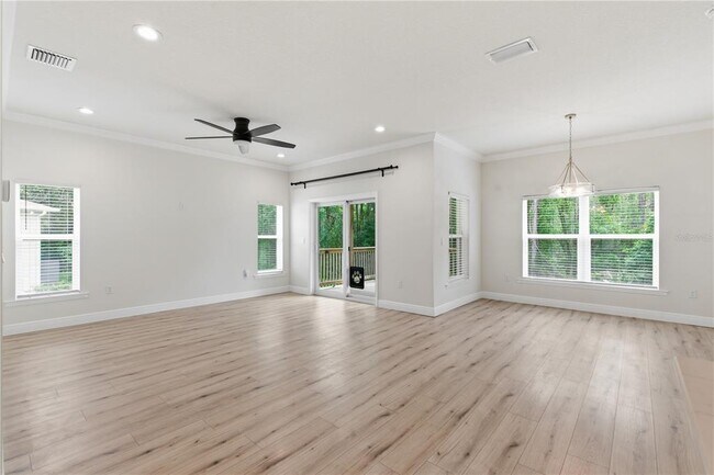 Building Photo - 3944 Watson Dr