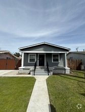 Building Photo - 4031 Acacia St